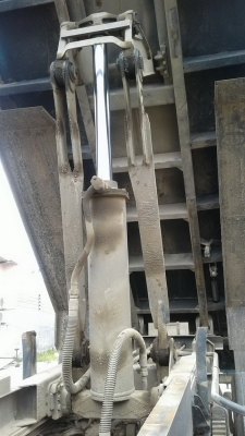 ขายด่วน !!! 10 ล้อ ISUZU FXZ 360 แรง 2 เพลา ปี 56 สภาพดี ขายด่วน !!! 10 ล้อ ISUZU FXZ 360 แรง 2 เพลา ปี 56 สภาพดี