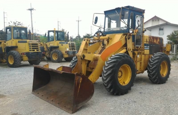 รถตัก KOMATSU 510 กรองเดี่ยว ซีเรียลสูง เดิมๆ นำเข้าจากญี่ปุ่นแท้ ระบบดีมาก โทร.090-986-2521 อ๊อบ รถตัก KOMATSU 510 กรองเดี่ยว ซีเรียลสูง เดิมๆ นำเข้าจากญี่ปุ่นแท้ ระบบดีมาก โทร.090-986-2521 อ๊อบ