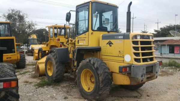 KOMATSU WA 100-3 ญี่ปุ่นแท้ สภาพเดิมๆ ไม่บิ้ว สวยงามมาก พร้อมใช้งาน โทร.090-986-2521 อ๊อบ