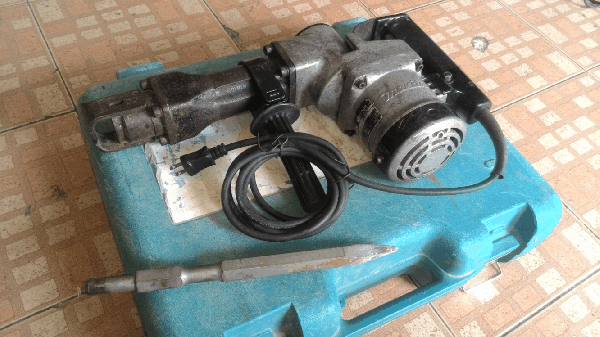 ขายด่วนสะกัดคอนกรีต MAKITA HM1201