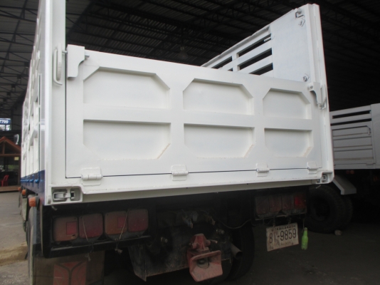 รถบรรทุก12 ล้อ 2เพลา ดั้ม 270แรง