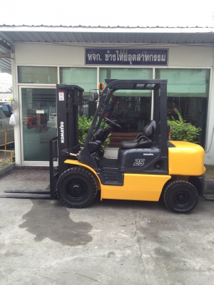 ขายรถยกโฟร์คลิฟท์ดีเซลยี่ห้อ KOMAT'SU FD25-14
