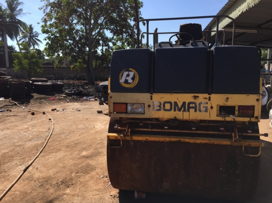 ขายรถบดเบรคดาว BOMAG 8 ตันสั่นสะเทือน เอกสารอินวอย ราคา 950000
