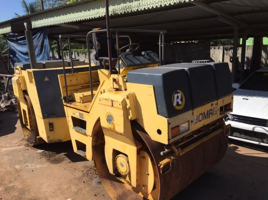 ขายรถบดเบรคดาว BOMAG 8 ตันสั่นสะเทือน เอกสารอินวอย ราคา 950000