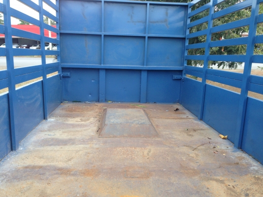 รถบรรทุก 6  ล้อดั๊มเกษตรอีซูซุ  115 แรง   NPR 59 L (รุ่นยอดนิยม)  สีน้ำเงิน