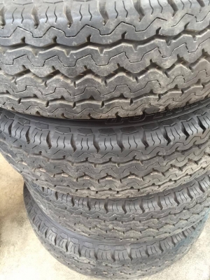 ขายยางดันลอปถอดป้ายแดงขอบ15 4เส้น ราคา5,500บาท  ราคาถุกๆ