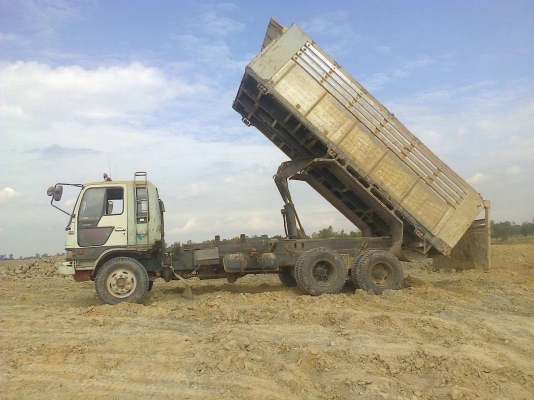 HINO  FM3HNLA-120xxx 10 ล้อ  2 เพลาดัมพ์ ขาย 750,000 บาท