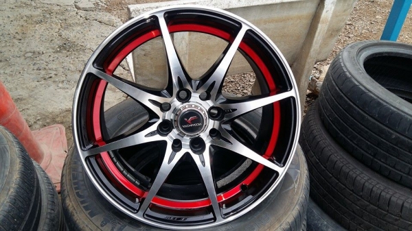 ขายล้อแม็กมือ 2 lw 01 งาน yachiyoda 15" สนใจติดต่อ ตาเล็ก ล้อและยางครับ 081-3747940