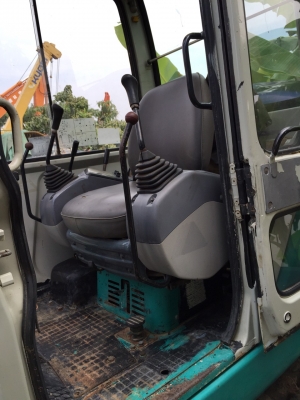 ขายด่วน KOMATSU PC 40-7 เก่าญี่ปุ่น มาใหม่ ชั่วโมงน้อย  สภาพสวย พร้อมใช้งาน  สนใจโทร 089-7462641 สุวรรณี จ้า