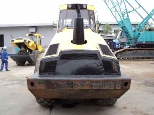 รถบดสั่นสะเทือนหน้าเหล็ก หลังยาง ขนาด 10 ตัน Bomag BW211D-4 #1133 สภาพดี เก่านอกแท้