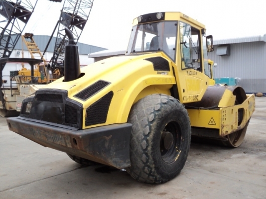 รถบดสั่นสะเทือนหน้าเหล็ก หลังยาง ขนาด 10 ตัน Bomag BW211D-4 #1133 สภาพดี เก่านอกแท้