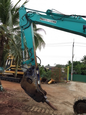 ขายด่วน รถขุด KOBELCO SK135SR  พร้อมหัวกระแทก นำเข้าจากญี่ปุ่นยังไม่ผ่านการใช้งานในไทย สภาพสวย พร้อมใช้ สนใจโทร 089-7462641 สุวรรณีจ้า