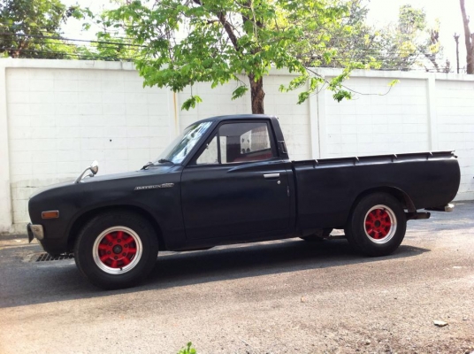 ลดราคาคับ datsun 620 ช้างเหยียบ เกียคอ ช่วงสั้นคับ