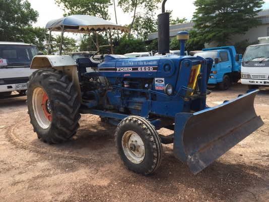 ขายFORD6600T-5. เล่มทะเบียน. รถสวยมากๆพร้อมใช้