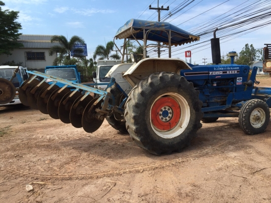 ขายFORD6600T-5. เล่มทะเบียน. รถสวยมากๆพร้อมใช้