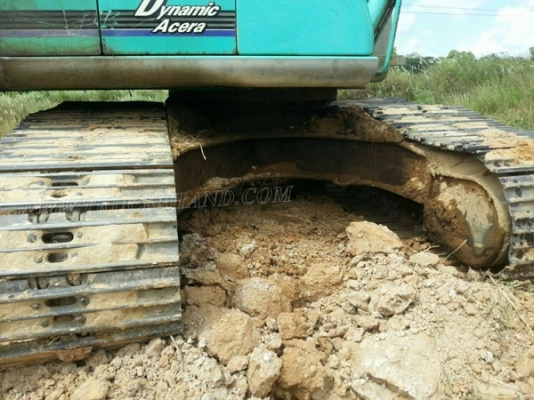 รถแบคโฮ Kobelco รุ่นมาร์คซิกซุปเปอร์ YN10 รถแบคโฮ Kobelco รุ่นมาร์คซิกซุปเปอร์ YN10