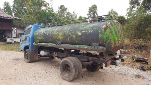 ขาย 6 ล้อ บรรทุกถังน้ำ ISUZU เครื่อง 4BC2 100 แรงม้า คัสซีสวย เกียร์สั้น ทะเบียนครบ ขาย 6 ล้อ บรรทุกถังน้ำ ISUZU เครื่อง 4BC2 100 แรงม้า คัสซีสวย เกียร์สั้น ทะเบียนครบ