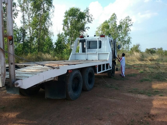 ขายหลง TD 5852 ท้ายลาดหางไฮดอริก พับได้  2 เพลา รถสวยจัด สภาพดี 0811838154