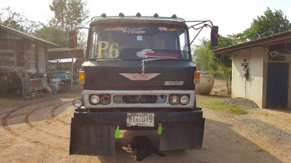 ขาย 6 ล้อดั้ม กระบะยาว 3.20 เมตร คัสซีหัวยาว เครื่อง 6BB1 145 แรงม้า เฟืองท้าย FUSO เบรคลมดัน พาวเวอร์ วางหัว KR ทะเบียนครบพร้อมโอน