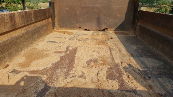 ขาย 6 ล้อดั้ม กระบะยาว 3.20 เมตร คัสซีหัวยาว เครื่อง 6BB1 145 แรงม้า เฟืองท้าย FUSO เบรคลมดัน พาวเวอร์ วางหัว KR ทะเบียนครบพร้อมโอน