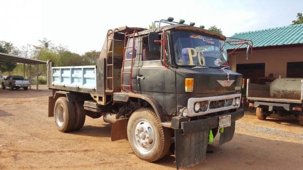 ขาย 6 ล้อดั้ม กระบะยาว 3.20 เมตร คัสซีหัวยาว เครื่อง 6BB1 145 แรงม้า เฟืองท้าย FUSO เบรคลมดัน พาวเวอร์ วางหัว KR ทะเบียนครบพร้อมโอน