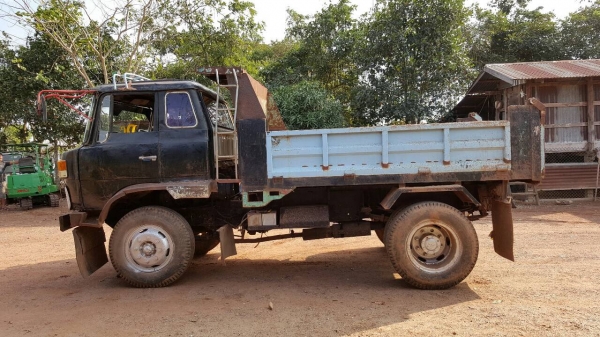 ขาย 6 ล้อดั้ม กระบะยาว 3.20 เมตร คัสซีหัวยาว เครื่อง 6BB1 145 แรงม้า เฟืองท้าย FUSO เบรคลมดัน พาวเวอร์ วางหัว KR ทะเบียนครบพร้อมโอน