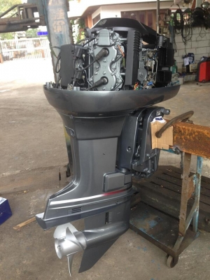 ขายเครื่องเรือ YAMAHA V4 115 เครื่องดีสตาร์ทติดง่าย สภาพสวยเหมือนใหม่ครับ ขาย 115000 บาท