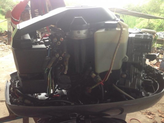 ขายเครื่องเรือ YAMAHA V4 115 เครื่องดีสตาร์ทติดง่าย สภาพสวยเหมือนใหม่ครับ ขาย 115000 บาท