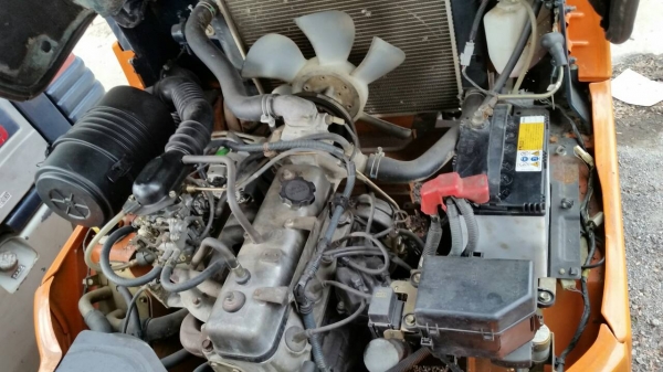 ขายด่วนรถยก TOYOTA 7FGยก2.0ตัน เสาสูง3.เมตรรุ้นใหม่รองท็อบยางตัน4เส้นรถนอกนำเข้ายังไม่เคยใช้งานในเมืองไทยเลย