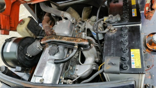 ขายด่วนรถยก TOYOTA 4FDดีเซลยก2.5ตันเสาสูง5เมตรงาสไลย์ได้ยางตัน4เส้นสวยๆรถนอกยังไม่เคยใช้งานในเมืองไทยเลย=รุ่นใหม่ขายถูกๆๆ