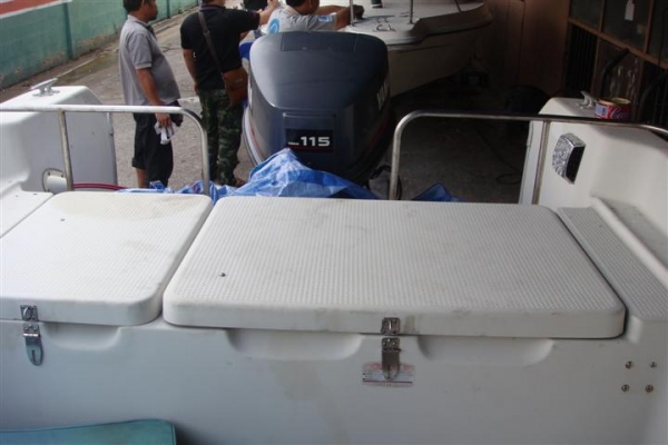 ขายเรือตกปลา yamaha f22-4 กาบสูงเครื่อง yamaha 115