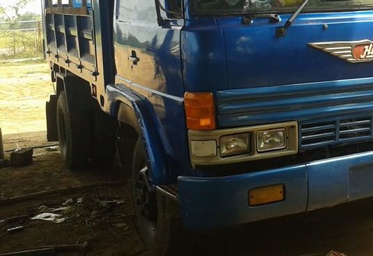 **559,000 บ.ต่อรอง/// 6ล้อดั้มดิน5คิว HINO RANGER FD-165HP รถประกอบ ดั้มต่อใหม่ สวยๆ เล่มทะเบียนครบ **ขาย HINO RANGER FD-165 แรง 6ล้อดั้มดิน5คิว ดั้มต่อใหม่ สภาพสวยพร้อมใช้งาน HINO RANGER FD166B WO6E-165HP เครื่องวางใหม่ เกียร์เดิม ครับ เครื่องแน่น แรง ไม