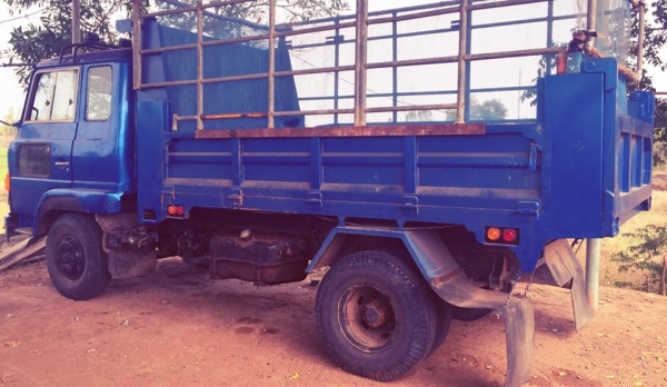 **559,000 บ.ต่อรอง/// 6ล้อดั้มดิน5คิว HINO RANGER FD-165HP รถประกอบ ดั้มต่อใหม่ สวยๆ เล่มทะเบียนครบ **ขาย HINO RANGER FD-165 แรง 6ล้อดั้มดิน5คิว ดั้มต่อใหม่ สภาพสวยพร้อมใช้งาน HINO RANGER FD166B WO6E-165HP เครื่องวางใหม่ เกียร์เดิม ครับ เครื่องแน่น แรง ไม