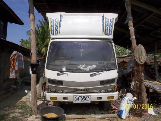 ขาย 110000 บาท    อีซูสุ 110 แรง ยาว 5.50 ม