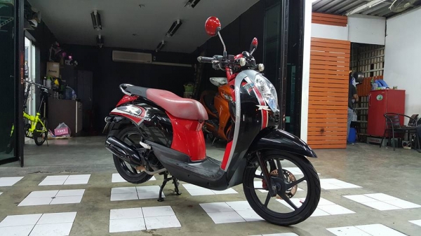 ขออนุญาติขาย HONDA SCOOPY-i 110 cc รุ่น TOP ล้อแม็ก โอนฟรี