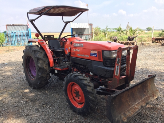 ขาย L4508พร้อมใบดันหน้า ตามสภาพรถใช้งานได้ปกติเล่มทะเบียนมีพร้อม