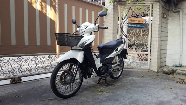 ขออนุญาติขาย HONDA WAVE125X สตาร์ทมือและเท้า สีขาวมุก โอนให้ฟรี