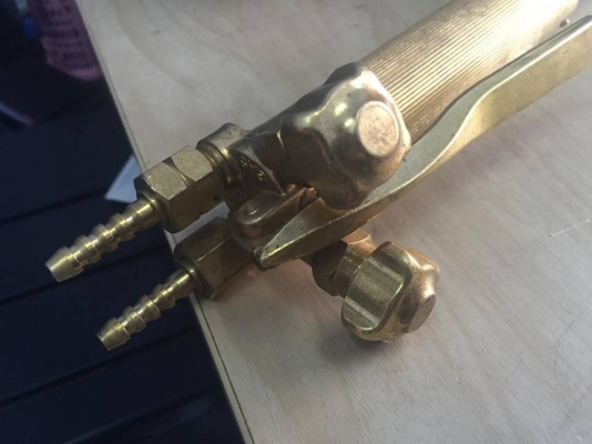 ขายหัวตัดแก้ส HARRIS 62-5 มือสอง ครับ ขายหัวตัดแก้ส HARRIS 62-5 มือสอง ครับ