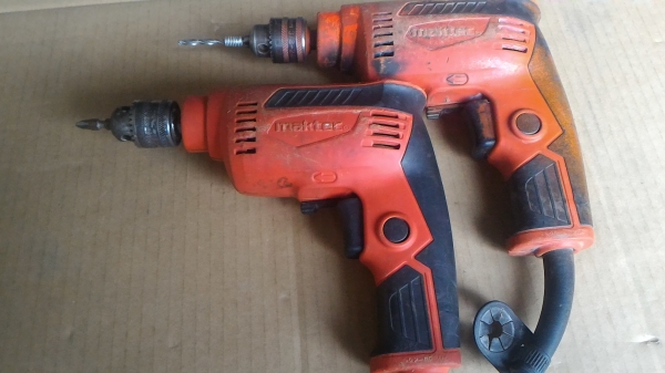 (ยกชุด 2 ตัว) สว่านไฟฟ้า MAKTEC รุ่น MT 650 ปรับหมุน ซ้าย- ขวาได้ พร้อมใช้งาน