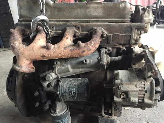 ขายเครื่องmitsubishi 4D32 พร้อมเกียร์