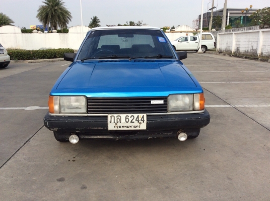 ขายรถมาสด้า 323 เครื่อง 1.5 เกียร์ธรรมดา ภายในทำเบาะใหม่เบาะหนังสวยๆแอร์หนาวๆวิทยุCDพร้อม คอนโซลเดิมๆสวยๆระบบไมล์ใช้ได้หมด ตัวถังเดิมๆไม่ผุสีเต็มเงา แม็ก14&quot;ยางใหม่ รถขับดีครับ ขับกลับได้เลย เล่มพร้อม ภาษีไม่ขาด ขายถูกๆครับ