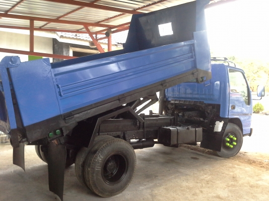 *ขอบคุณเสี่ย ตั้ม ภูเขียว เดินทางปลอดภัยครับ* 6 ล้อดั้ม NPR 130 ปี 46 ห้างเเท้มือเดียว รถสภาพสวยเดิมพร้อมใช้งาน เล่มพร้อม เจ้าของขายเอง ต่อรองได้