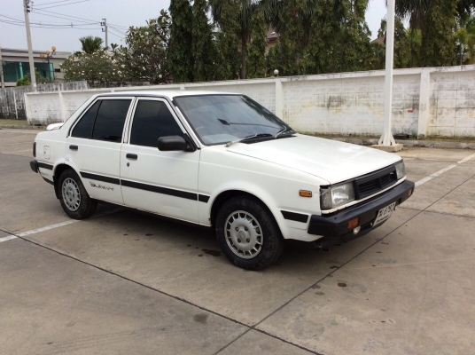 ขายรถ นิสสัน ซันนี่ B11 ปี93 เครื่อง 1.3 เกียร์ธรรมดา ภายในเดิมๆเบาะสวยเดิมสะอาด แอร์เย็นหนาว ตัวถังเดิมๆสีบางเดิมทั้งคันไม่เคยทำสี ยางใหม่ เครื่องแน่นดี ช่วงล่างดีเลยครับ รถขับดี ภาษีไม่ขาด เล่มพร้อม ขับกลับได้เลยครับ ขายถูกครับ