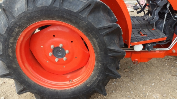 ขายรถไถคูโบต้า KUBOTA L4708 (4WD) สีเดิมจากโรงงานทั้งคัน ขายรถไถคูโบต้า KUBOTA L4708 (4WD) สีเดิมจากโรงงานทั้งคัน