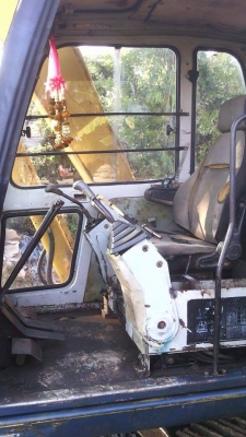 ขายด่วน SK 60  Mark3 เครื่องเดิม ปั๊มเดิม ช่วงล่างเต็ม บอดี้ครบ ขายเองครับ