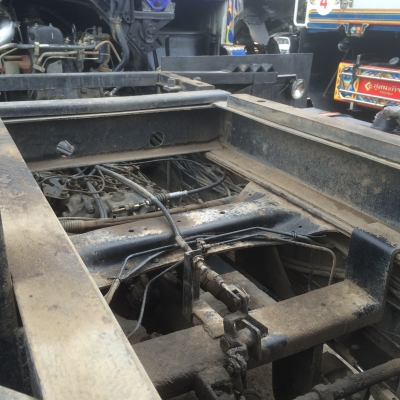 ขายสิบล้อ270 ปี49 ทูเครื่องดำ มีระบบลาก หัวสีเดิมบาง พื้นกะบะเรียบ สภาพสวยน่าใช้