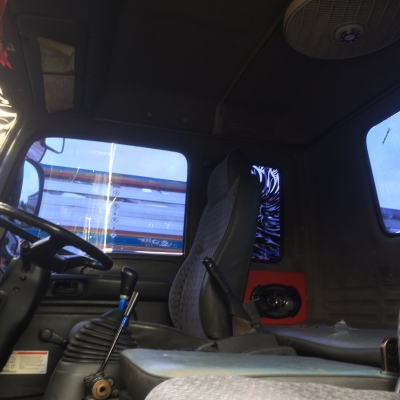 ขายสิบล้อ270 ปี49 ทูเครื่องดำ มีระบบลาก หัวสีเดิมบาง พื้นกะบะเรียบ สภาพสวยน่าใช้