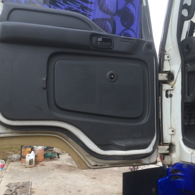 ขายสิบล้อ270 ปี49 ทูเครื่องดำ มีระบบลาก หัวสีเดิมบาง พื้นกะบะเรียบ สภาพสวยน่าใช้