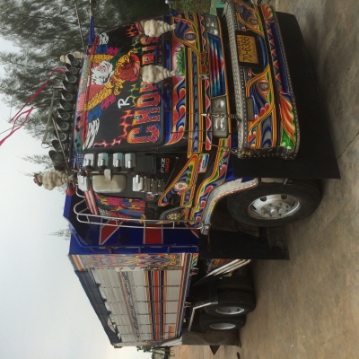 ขายสิบล้อ270 ปี49 ทูเครื่องดำ มีระบบลาก หัวสีเดิมบาง พื้นกะบะเรียบ สภาพสวยน่าใช้