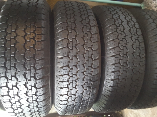 ยาง bridgestone 245 70 16 ปี 15 ชุดล่ะ 14500